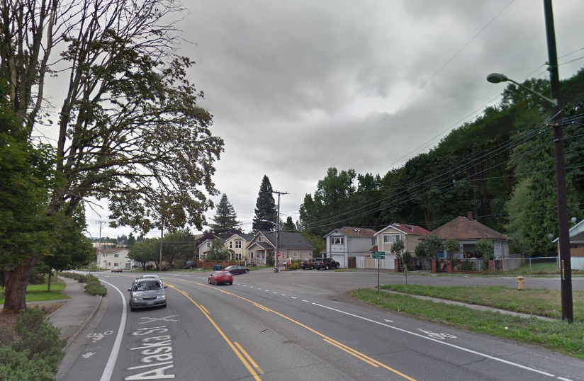 Conditions of the S Alaska St and S Alaska Pl intersection in September 2015. (Google)