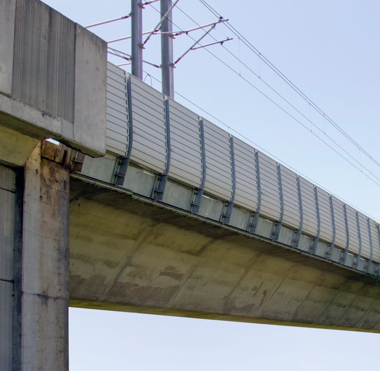 Example of the kind of aerials sound walls that are proposed to be used. (Sound Transit)