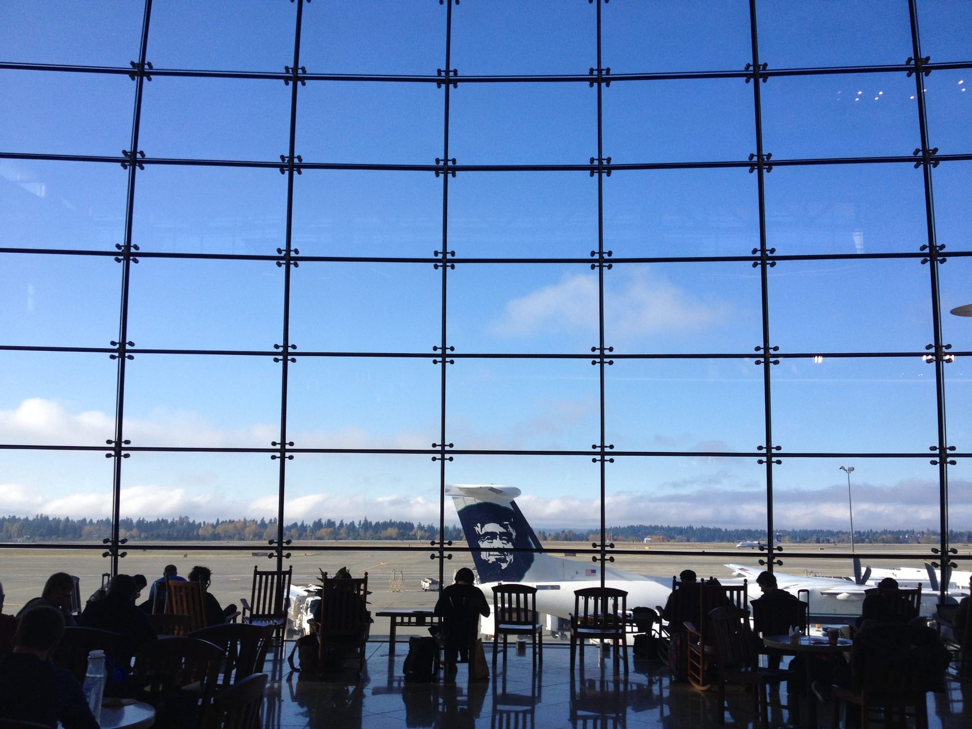 Breaking Records: Sea-Tac Airport Tops 46.9 Million Passengers in 2017