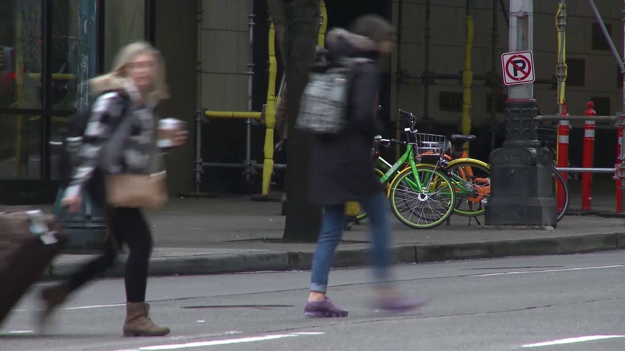 Sunday Video: Behind the Scenes on the Seattle Streetcar