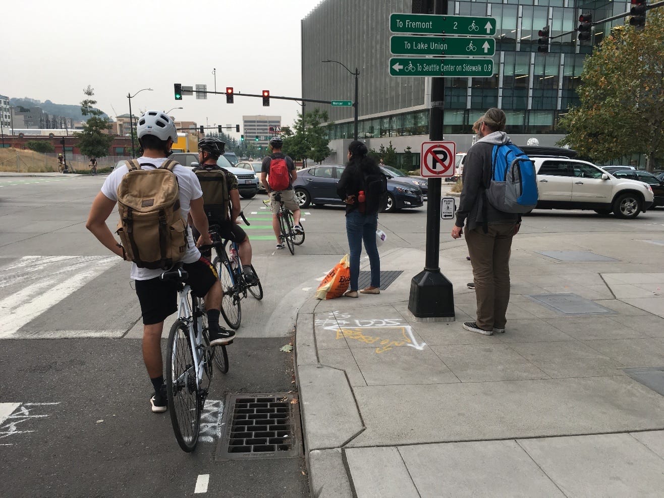Three Lawmakers Say Their Constituents Should Get a Free Pass on Blocking Seattle Crosswalks and Transit Lanes