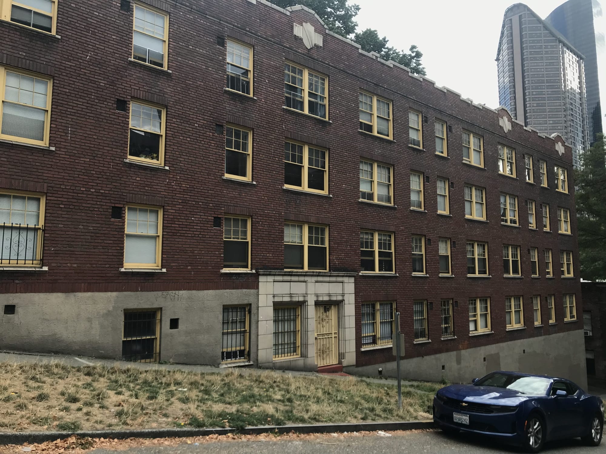 What We’re Reading: Scorching Divide, No Lights On, and A Rainbow of Service