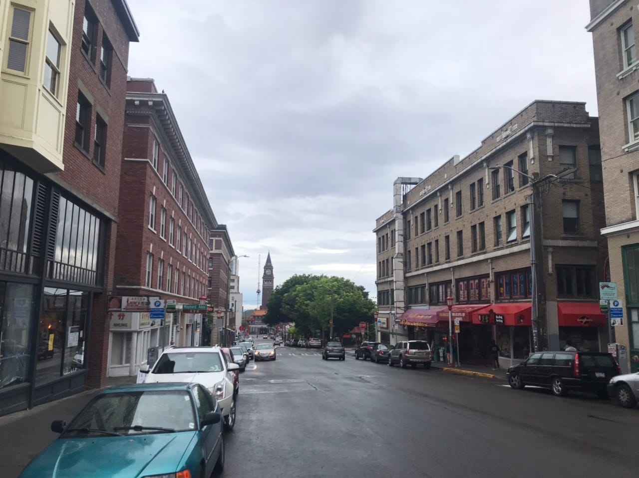 What We’re Reading: De-Car-Ing, Squeezed, and In-Street Biz