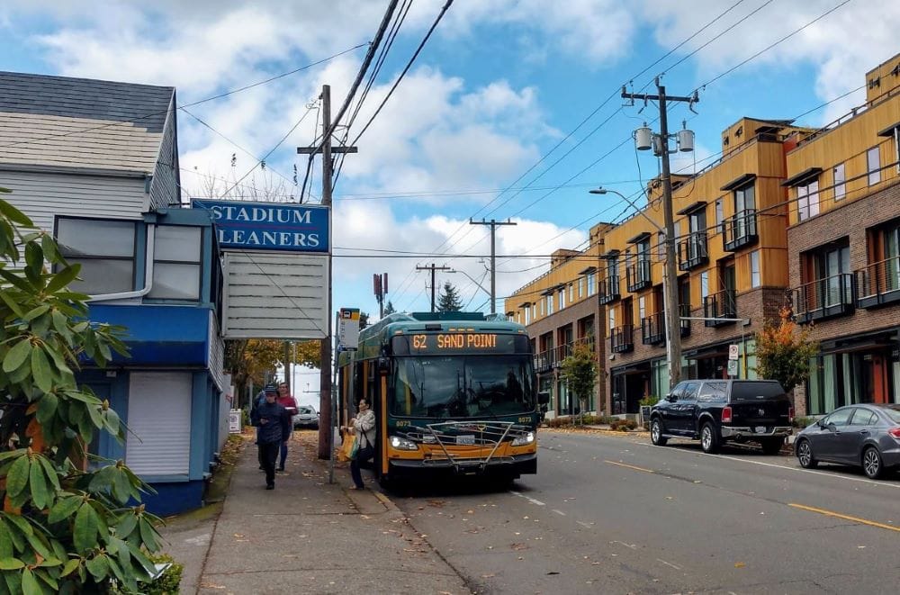 
                     Riders exiting a Route 62 bus in Bryant.
                     