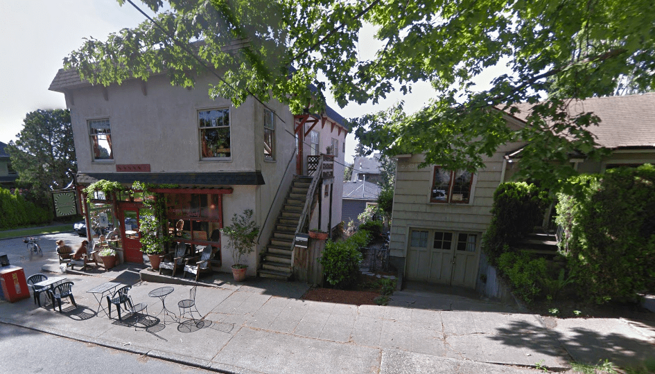 Irwin’s Bakery, at Bagley Ave N and N 40th St, is zoned single-family. It would be illegal to build this community favorite today. (Google Maps)