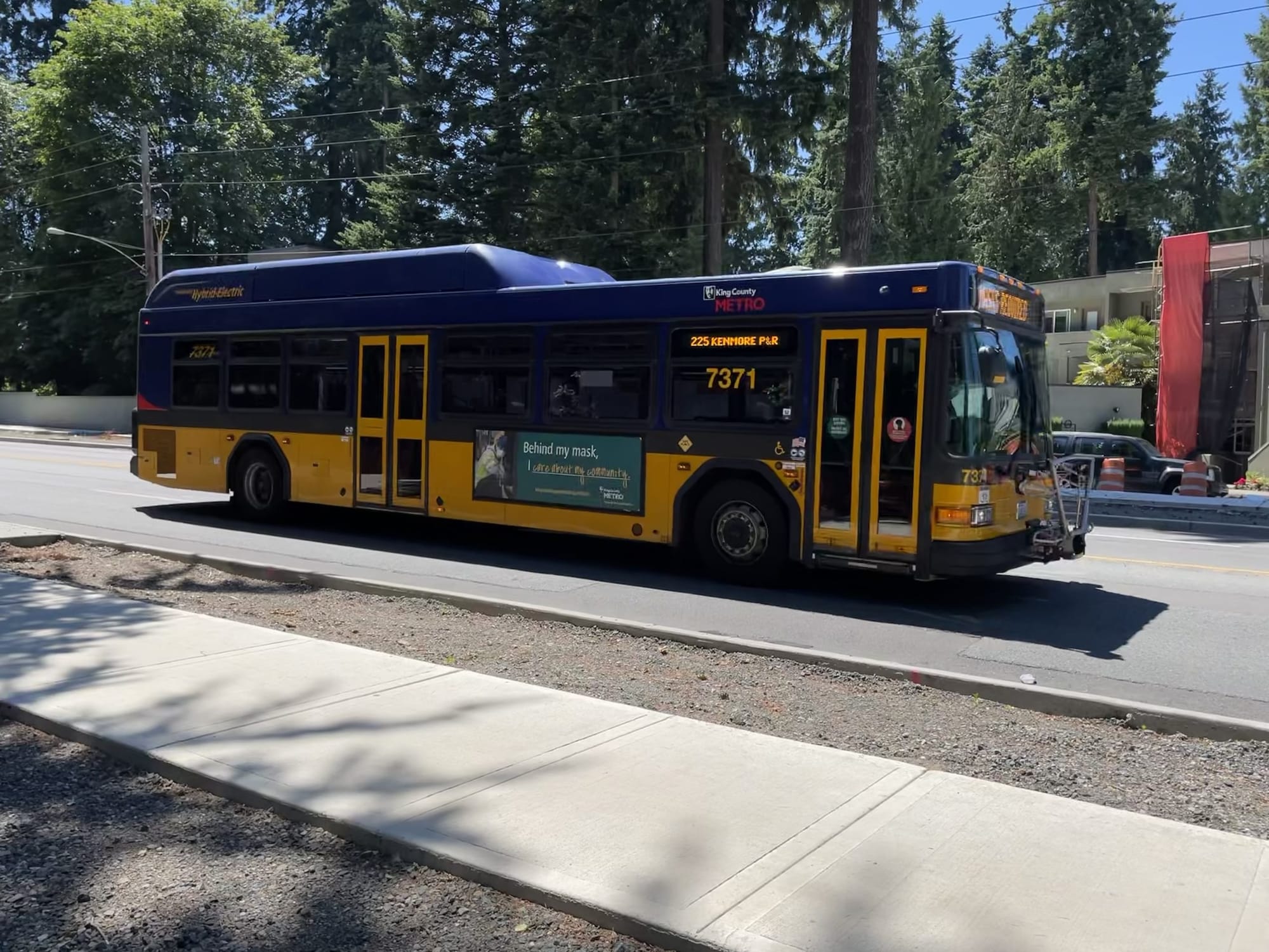                      Metro Restoring Some Eastside Bus Service on Six Routes Starting June 26th
                     