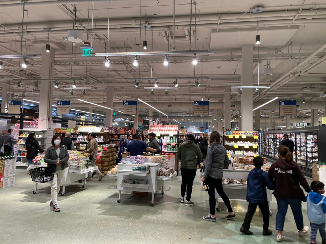 What We’re Reading: Out of Touch, Deep Cuts Needed, and Rebridging the Columbia