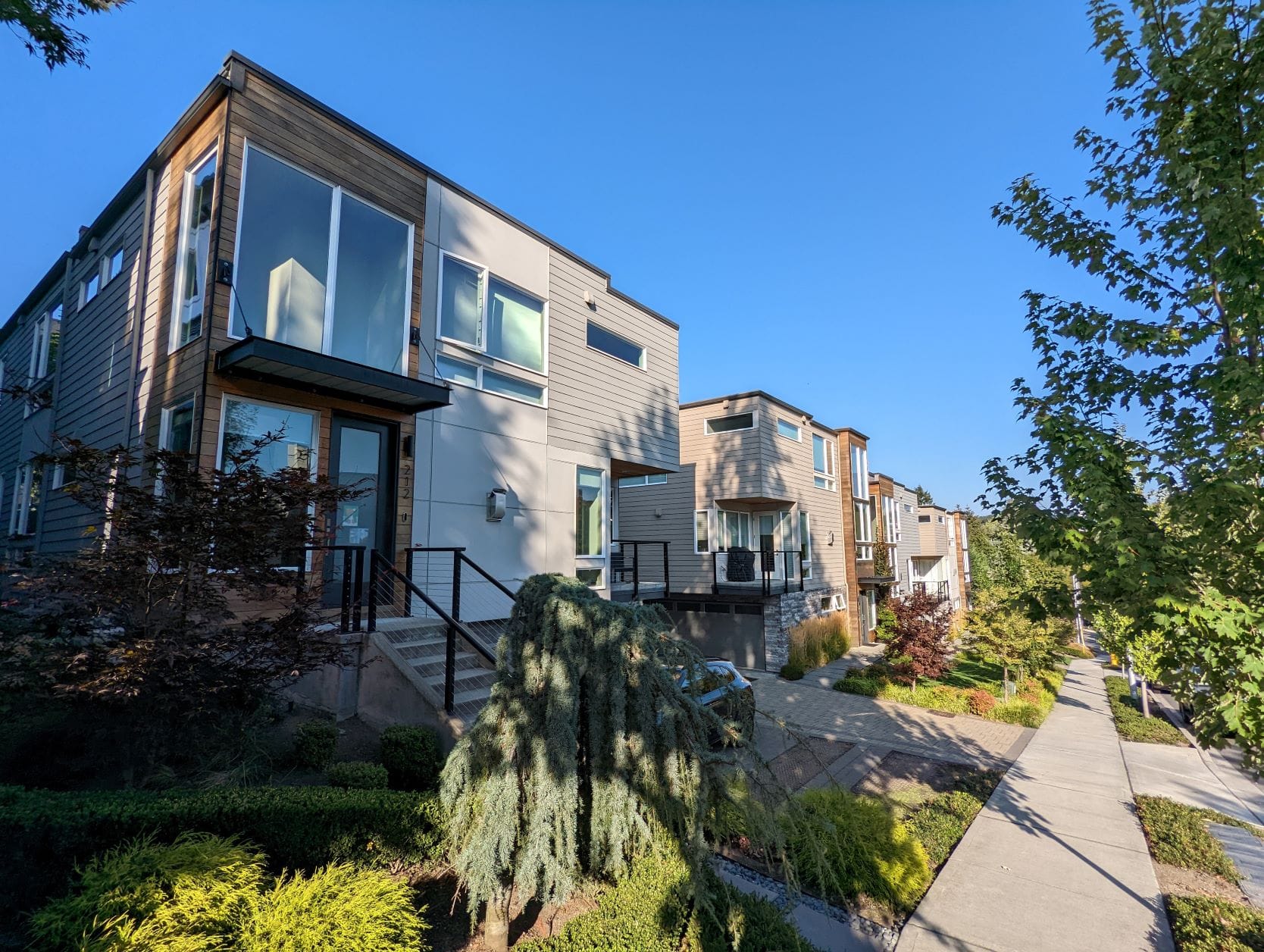 Bellevue’s Bold Middle Housing Plan Faces Uncertain Fate at Planning Commission