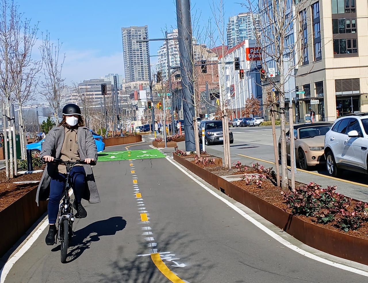 Seattle’s Waterfront Bike Path Opens After Long Wait