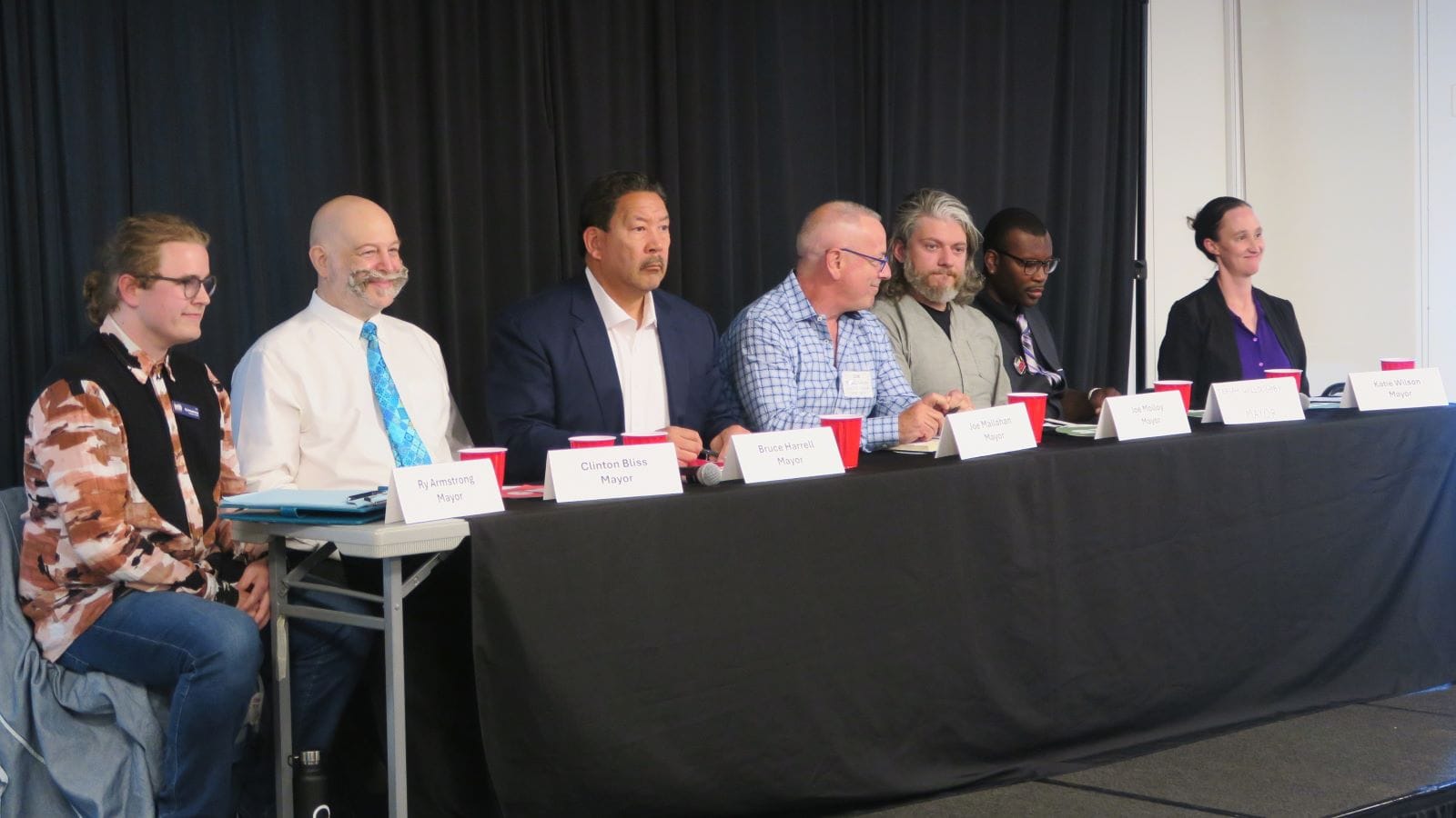 Seattle Mayoral Hopefuls Sound Off on Transportation, Housing