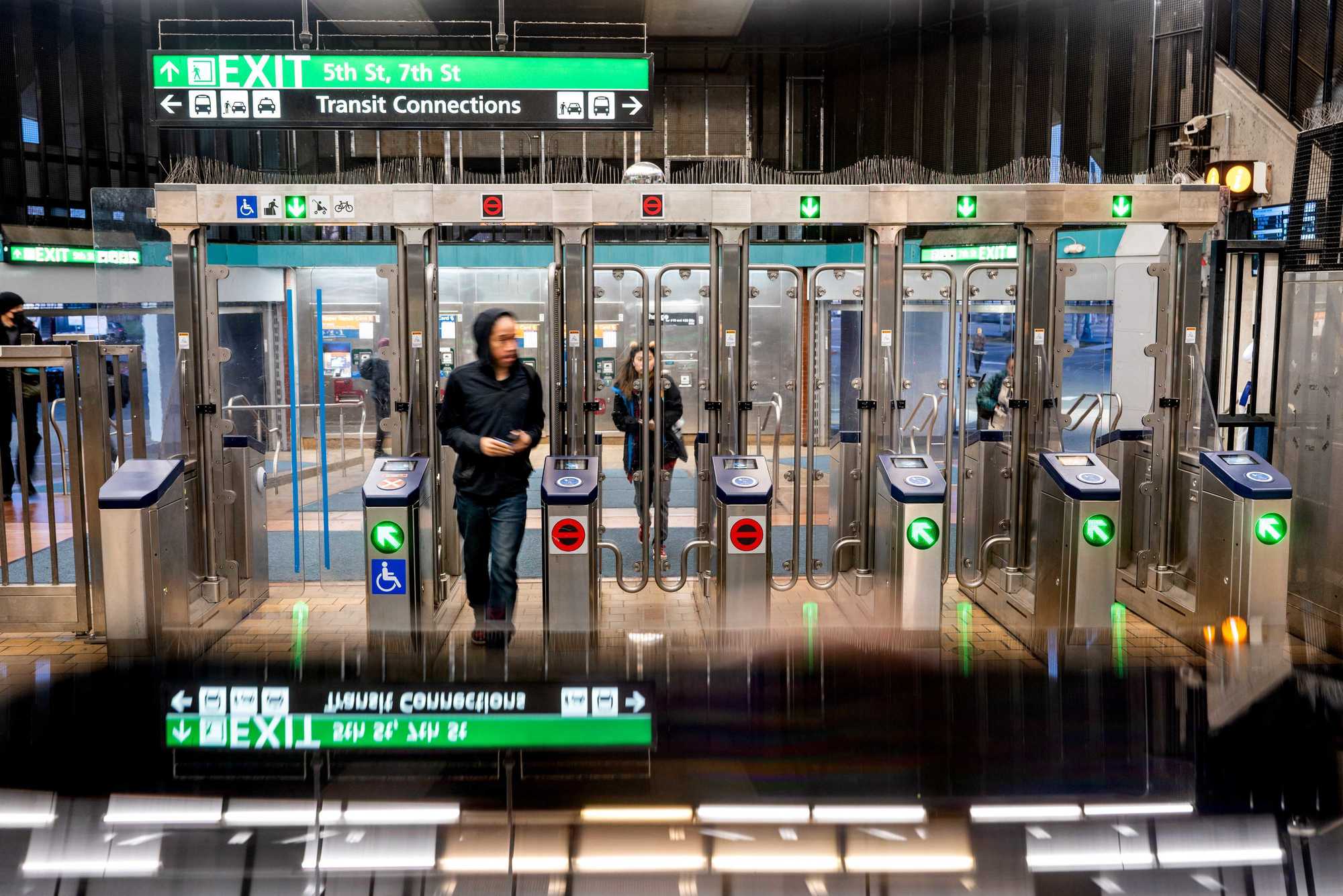 Sound Transit Leaders Plan to Give Fare Gates a Closer Look